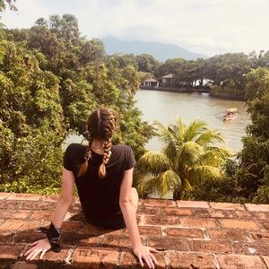 Meet your Posher, Macey